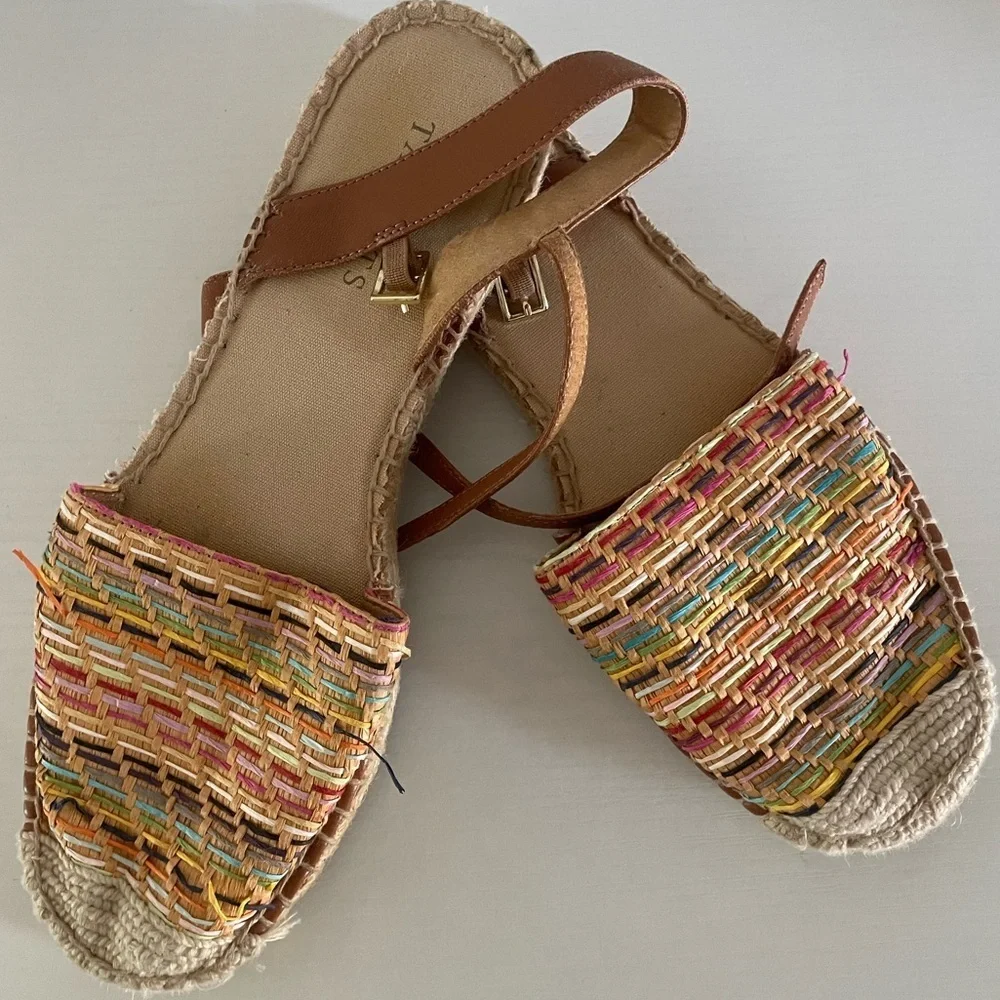 TALBOTS IZZY D'ORSAY ESPADRILLE FLATS - STRAW SIZE 8